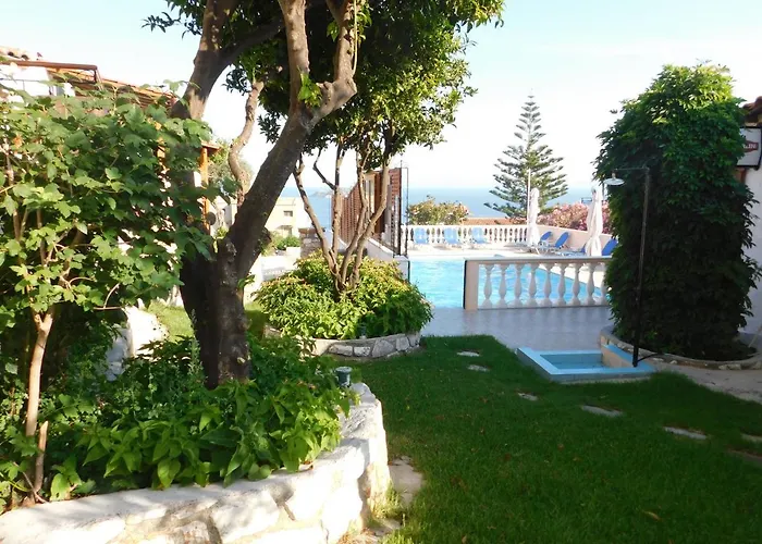 Elenis Village Achladies (Skiathos)