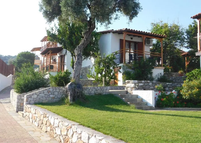 Elenis Village Achladies (Skiathos)