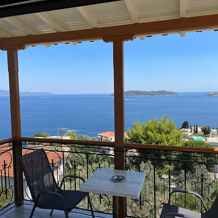 Elenis Village * Achladies (Skiathos)